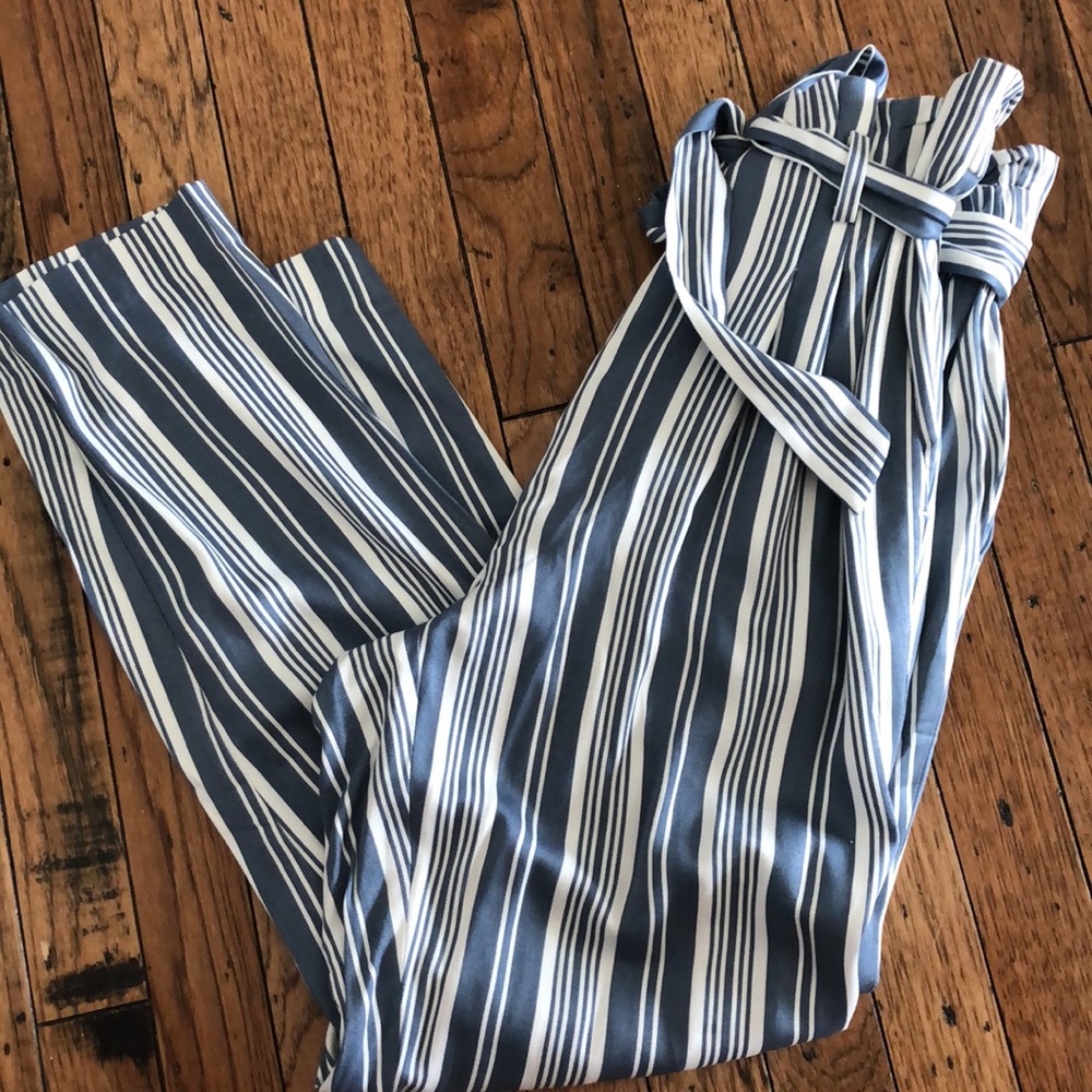NWT LOFT paper bag pant size M